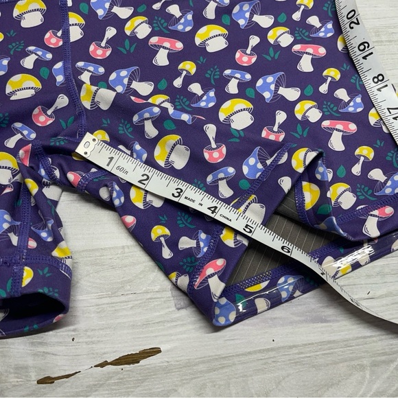 I Am Becoming IMB No Ride Workout 5” Inseam Shorts Purple Mushroom Women’s M(8) - Picture 12 of 12